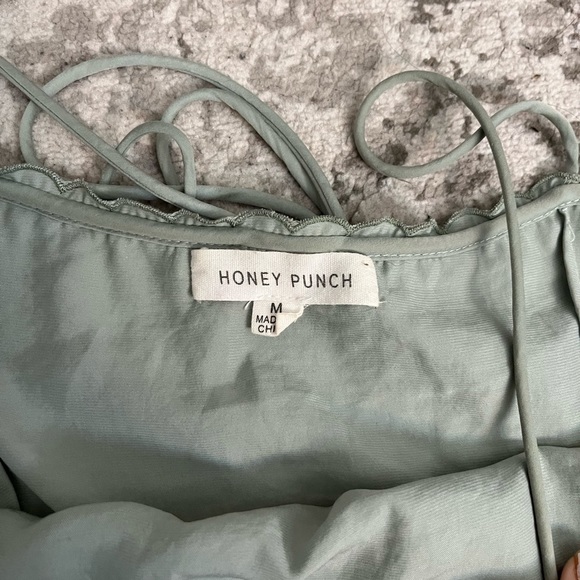 Sage/Mint camisole with lace detail and tied up back, from Boutique 1861! - Picture 3 of 3